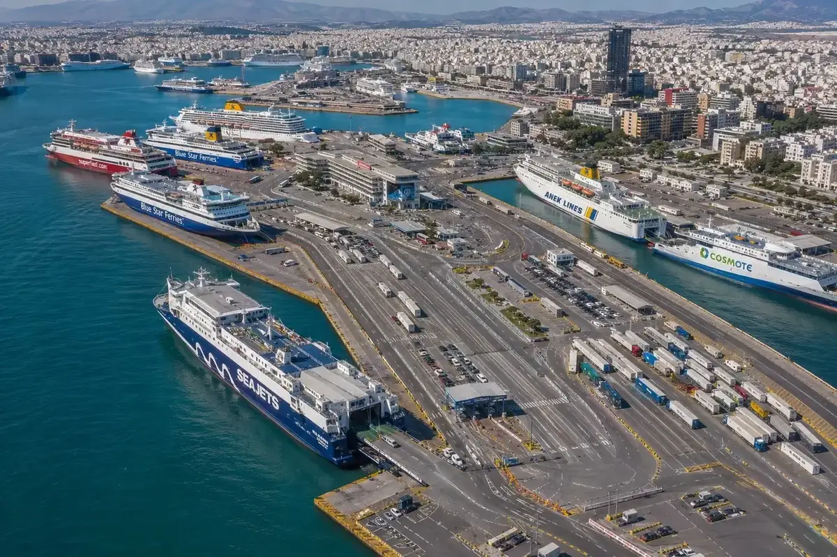 Destino de ferry: Piraeus