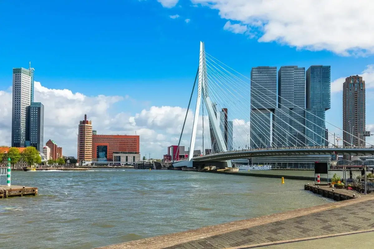 Destino de ferry: Rotterdam