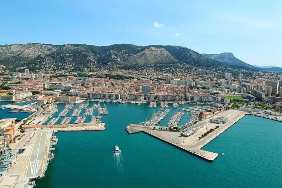 Destino de ferry: Toulon