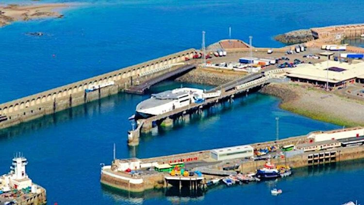 Ferry na rota Portsmouth–Jersey