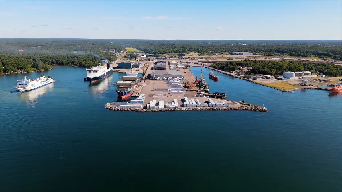Karlshamn – porto e destino de ferry