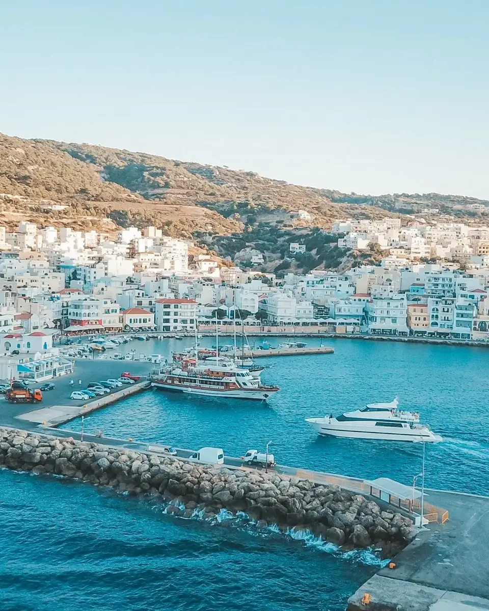 Karpathos – porto e destino de ferry