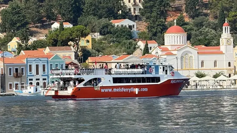 Kastellorizo – porto e destino de ferry
