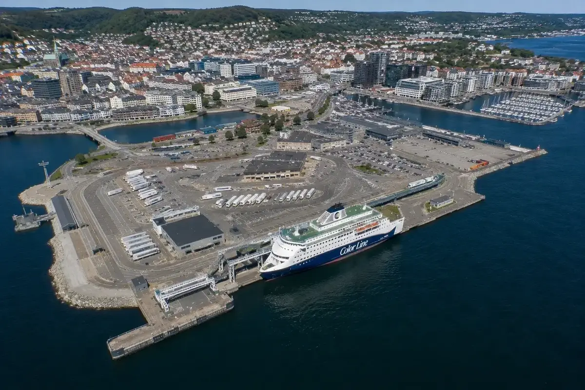 Ferry de passageiros no porto de Kristiansand, no sul da Noruega