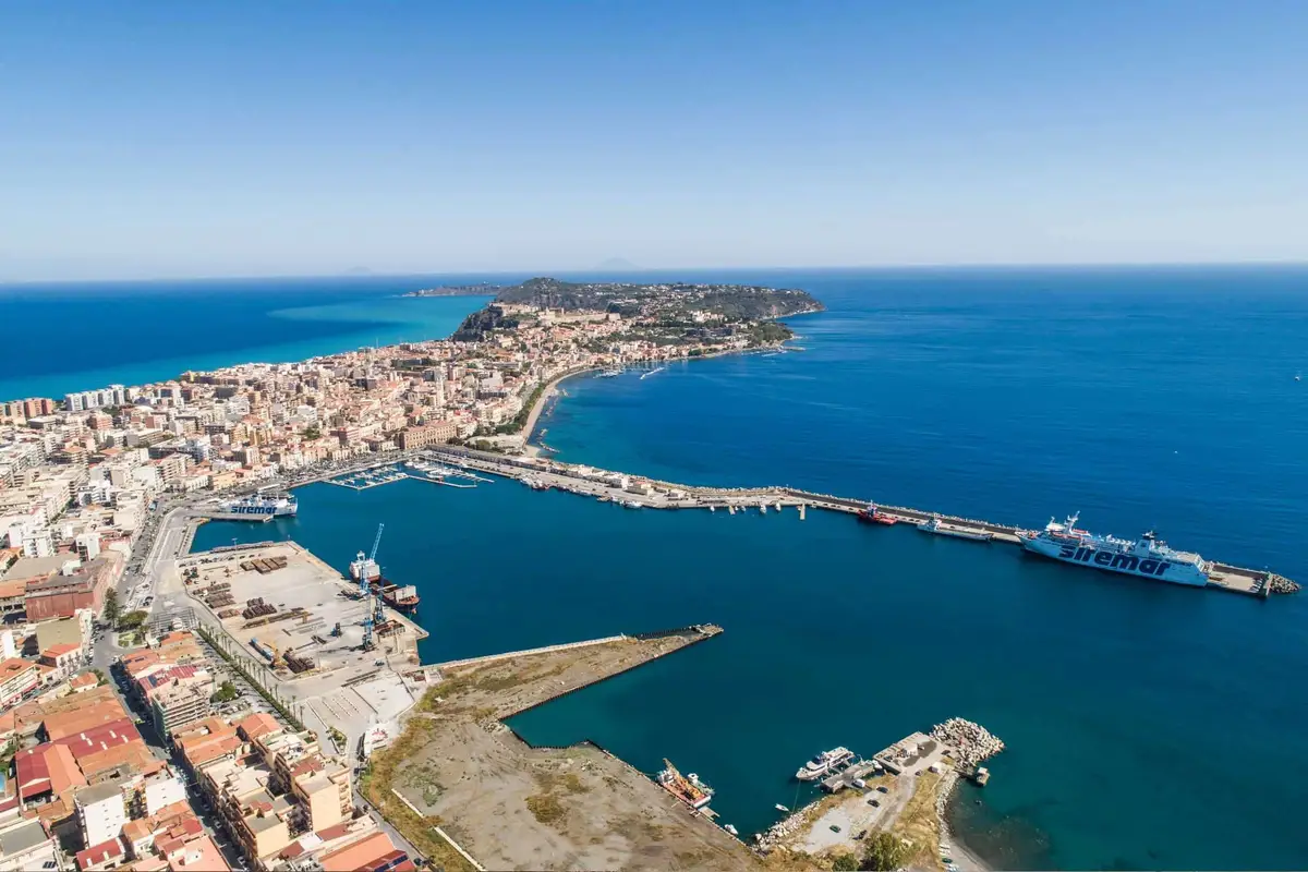 Milazzo – porto e destino de ferry