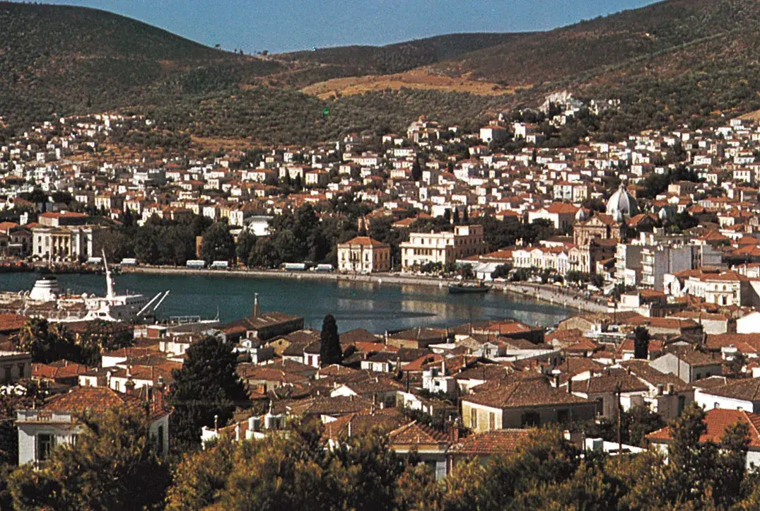 Mytilene – porto e destino de ferry