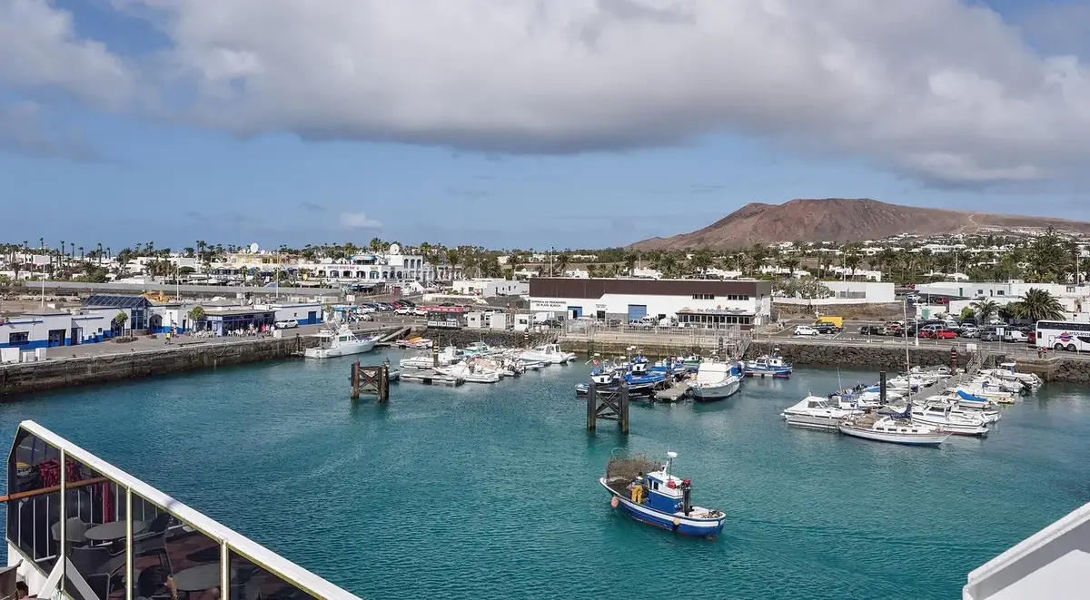 Ferry na rota Corralejo–Playa Blanca