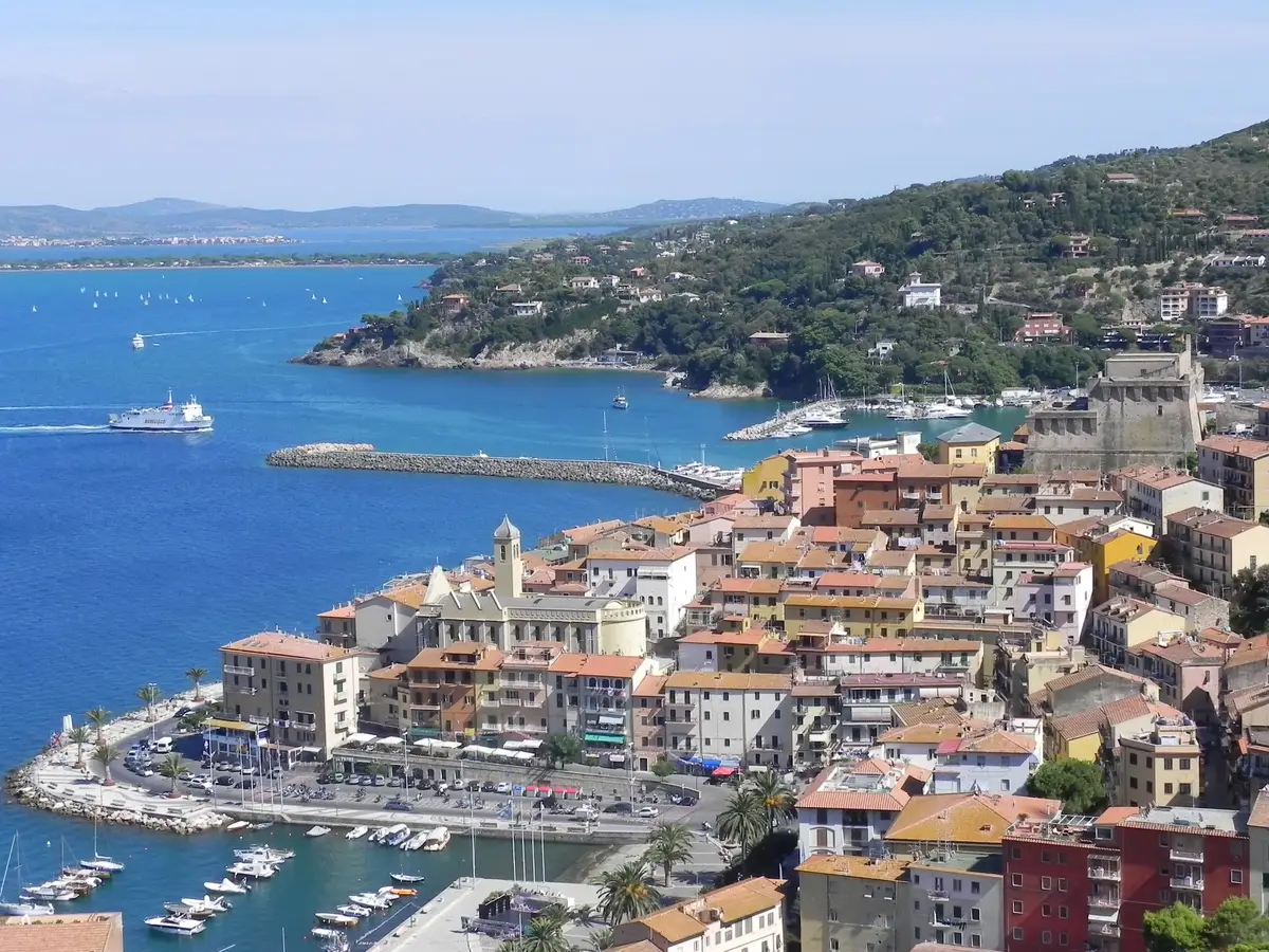 Porto Santo Stefano – porto e destino de ferry