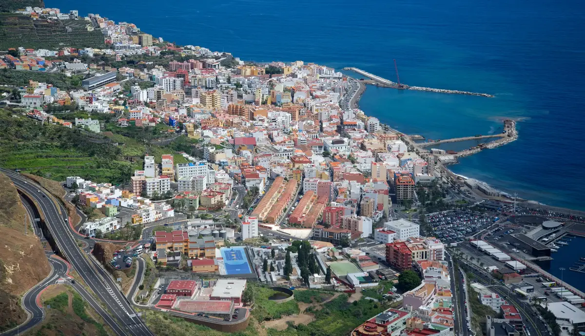San Sebastián de La Gomera – porto e destino de ferry