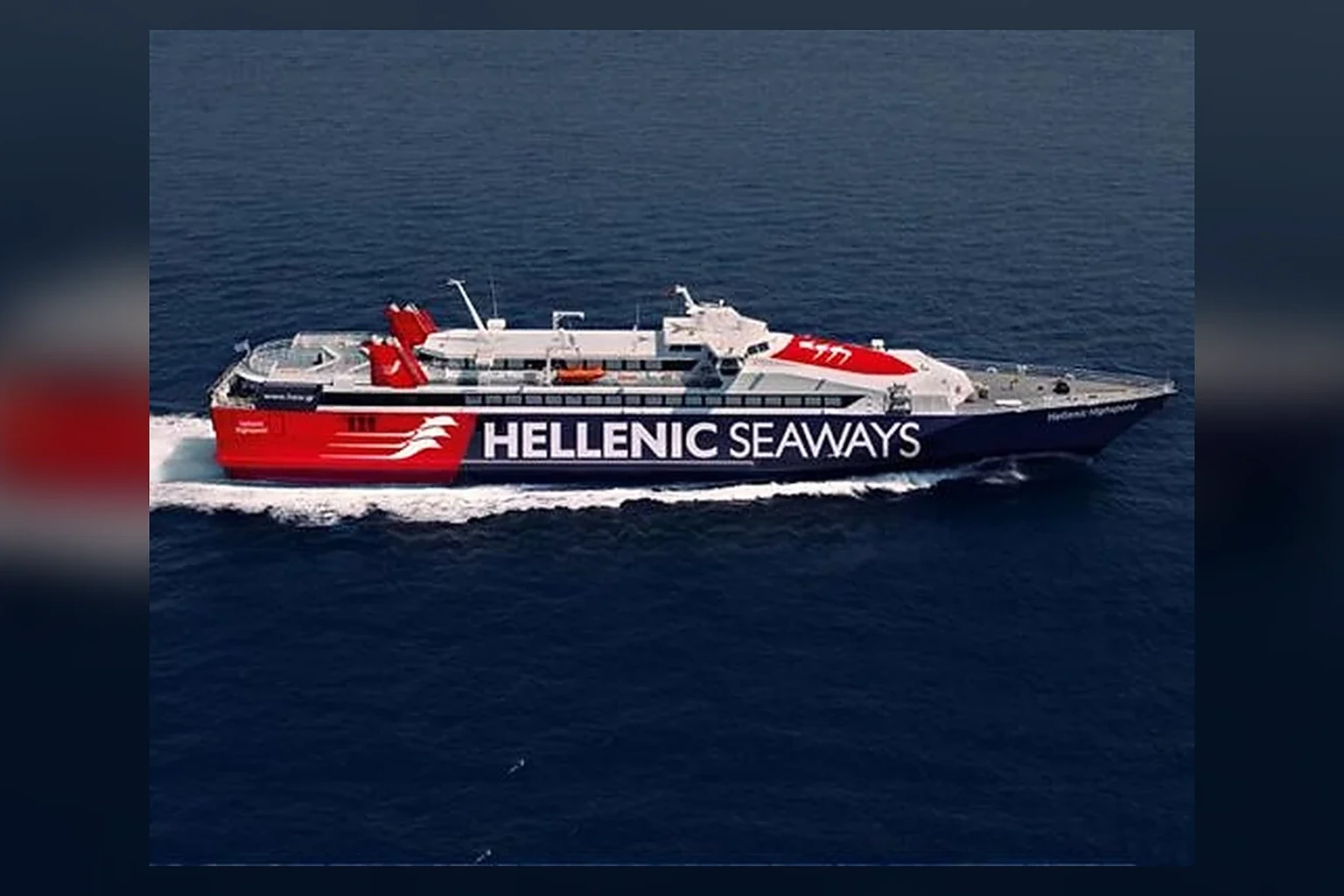 Ferry de passageiros Hellenic Seaways na Grécia