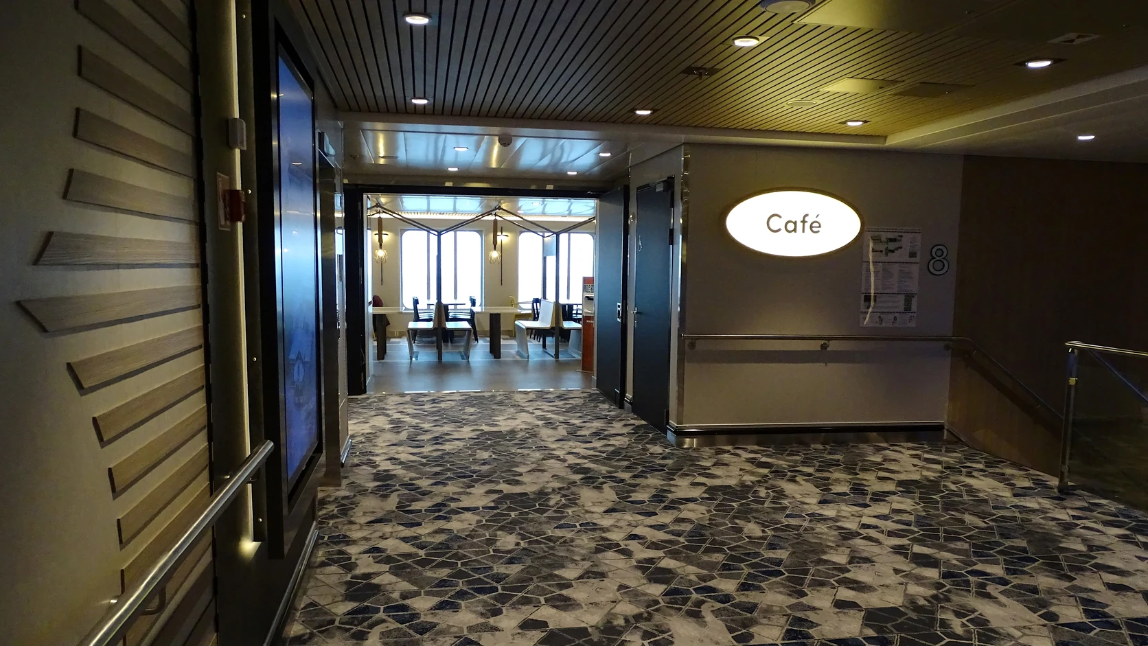 Zona de café a bordo do Aurora Botnia