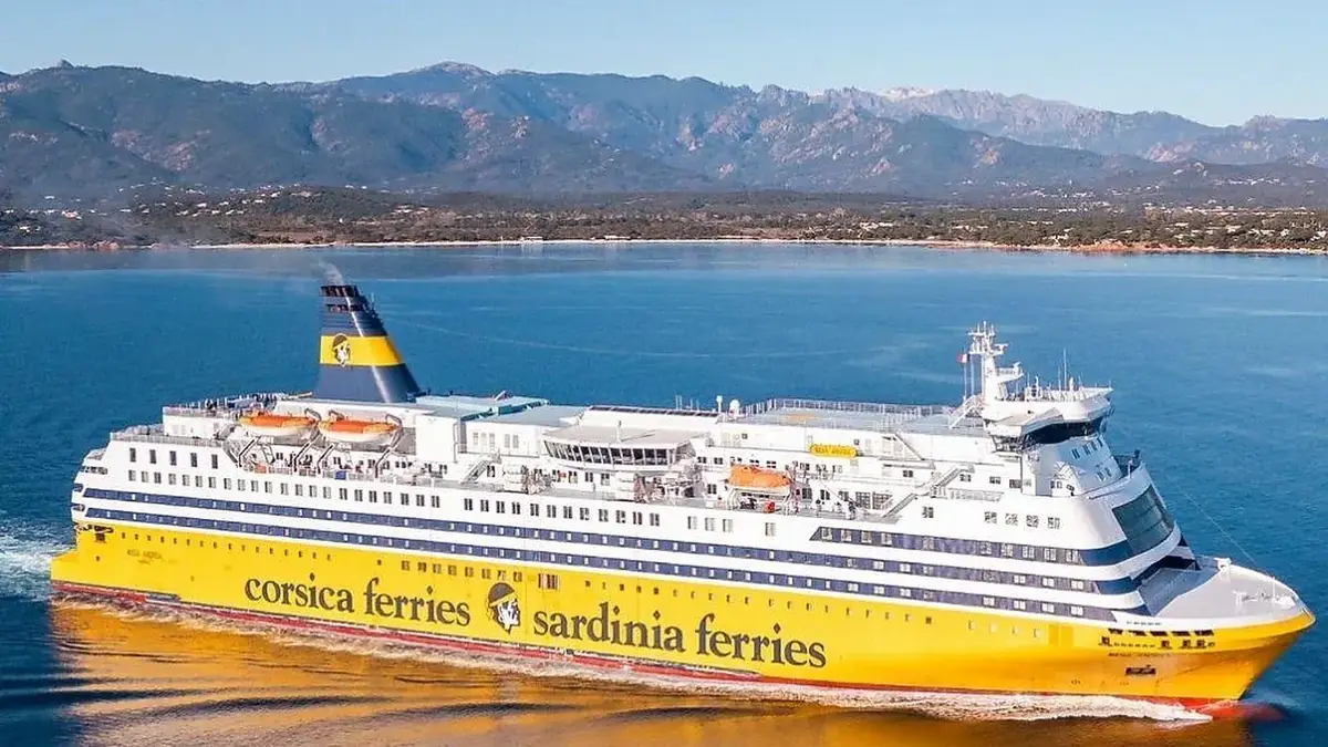 Ferry da Corsica Sardinia Ferries