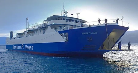 Serviço de ferry Ionion Pelagos da Ionion P. Lines