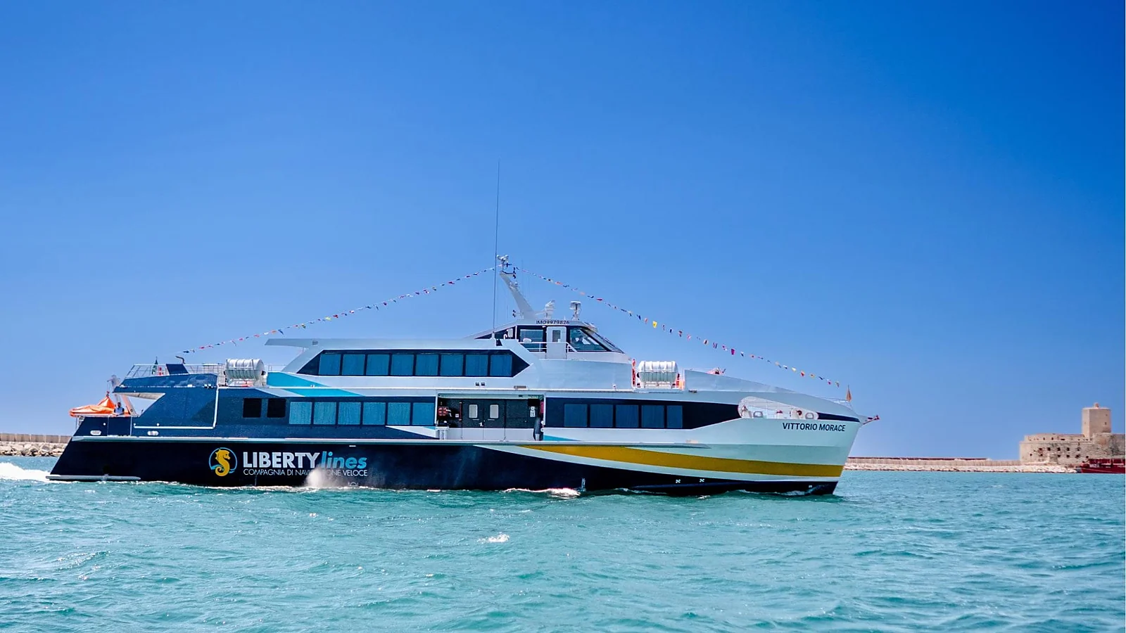 Ferry da Liberty Lines
